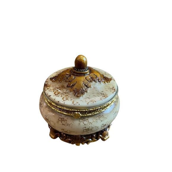 Ornate Florentine Trinket Bowl with Lid Cream Gold Jewelry Box Wood Resin Box - Picture 1 of 8